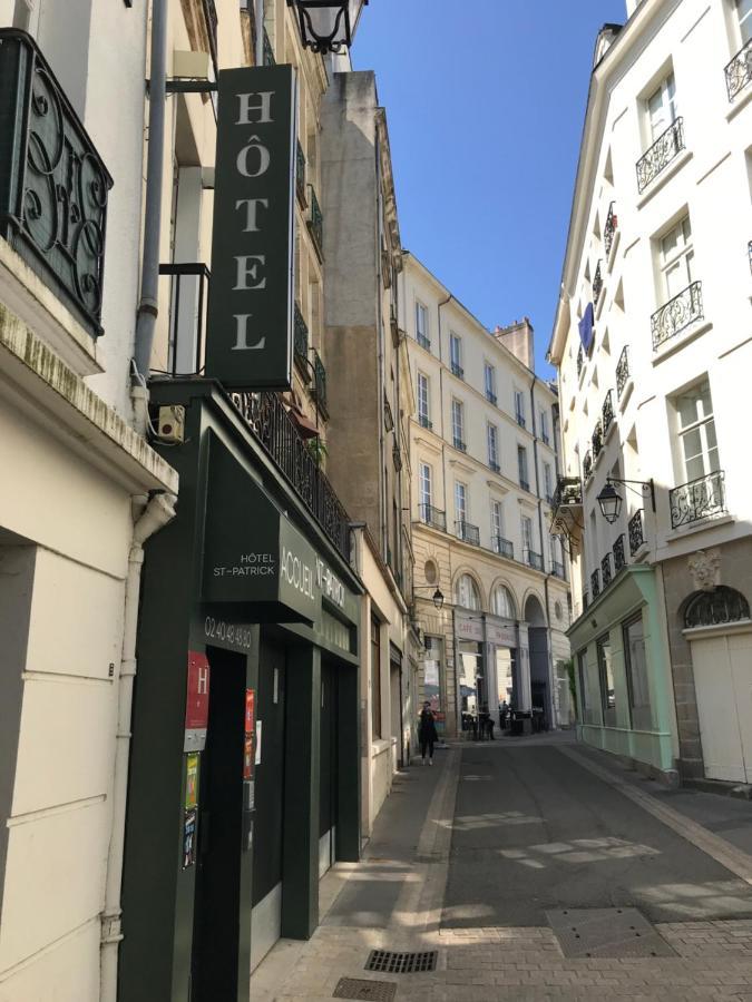 Hotel Saint-Patrick Coeur De น็องต์ ภายนอก รูปภาพ